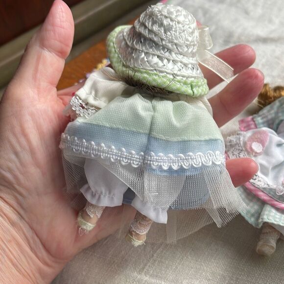 Lot of 2 Ganz porcelain dolls. Issues - Picture 5 of 6